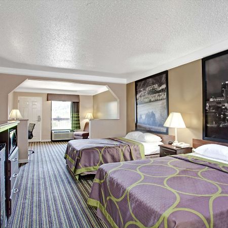 Super 8 By Wyndham Knoxville East Exterior foto
